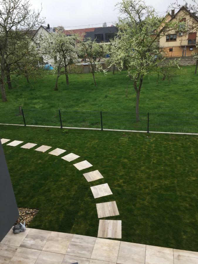 L'Attrap'Reves : Le Confort Hotelier, La Convivialite En Plus Ergersheim Exteriör bild